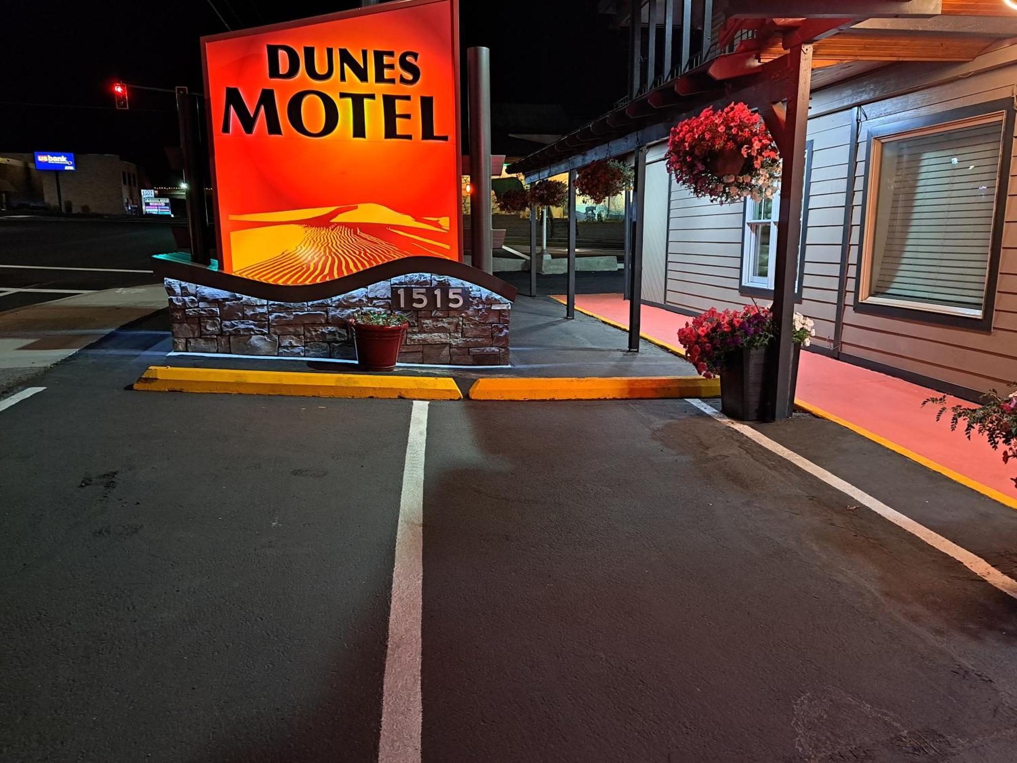 Dunes Motel - Bend Extérieur photo